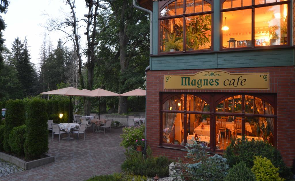 שצ'קלארסקה פוראובה Hotel Magnes מראה חיצוני תמונה