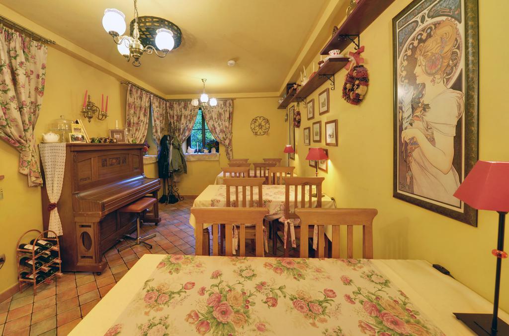 שצ'קלארסקה פוראובה Hotel Magnes מראה חיצוני תמונה