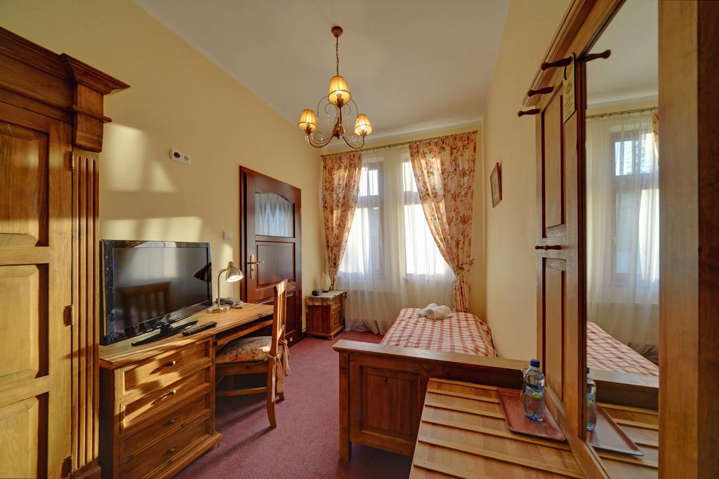 שצ'קלארסקה פוראובה Hotel Magnes מראה חיצוני תמונה