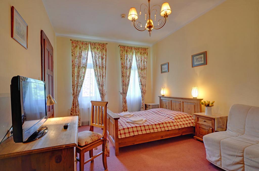 שצ'קלארסקה פוראובה Hotel Magnes מראה חיצוני תמונה